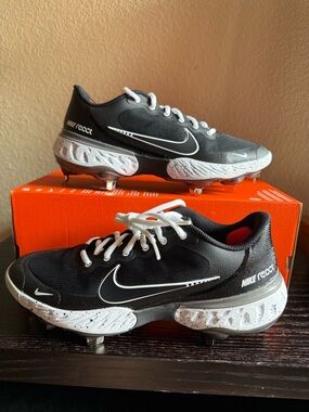 Men’s 7 Nike Alpha Huarache Elite 3 Low Baseball Cleat CK0746-010 Black/White